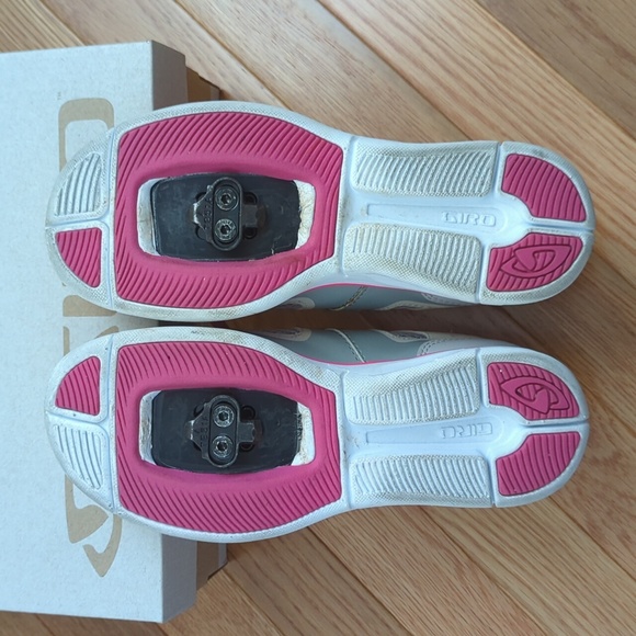 Giro Whynd Spin Shoes - Picture 2 of 4